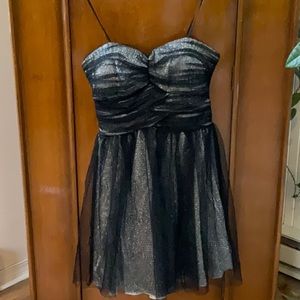Strapless dress